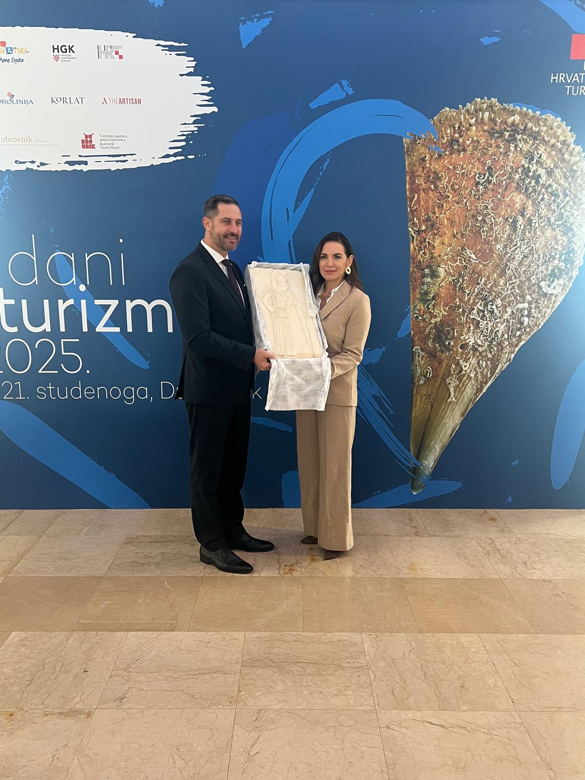 ΕΠΙΣΚΕΨΗ ΥΠΟΥΡΓΟΥ ΤΟΥΡΙΣΜΟΥ